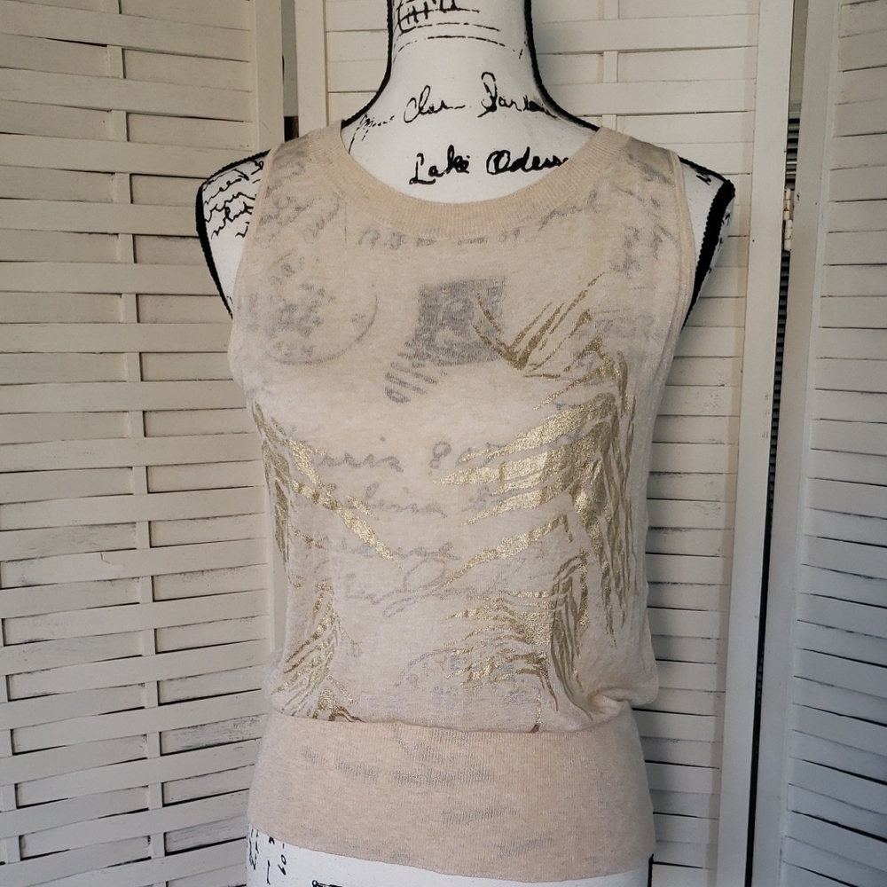 St. John Cream and Gold Women's Sleeveless Shirt Size L